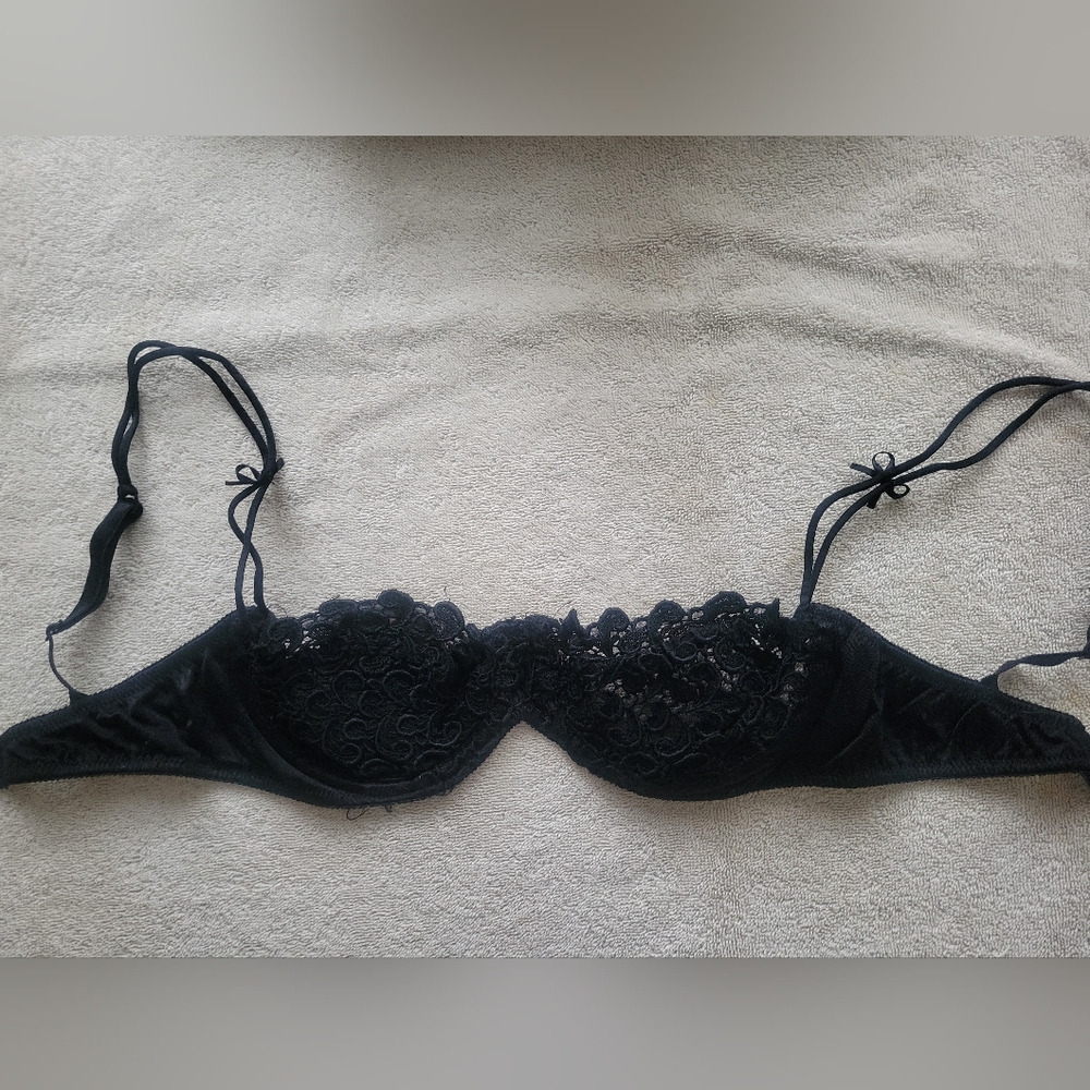 VS Bra